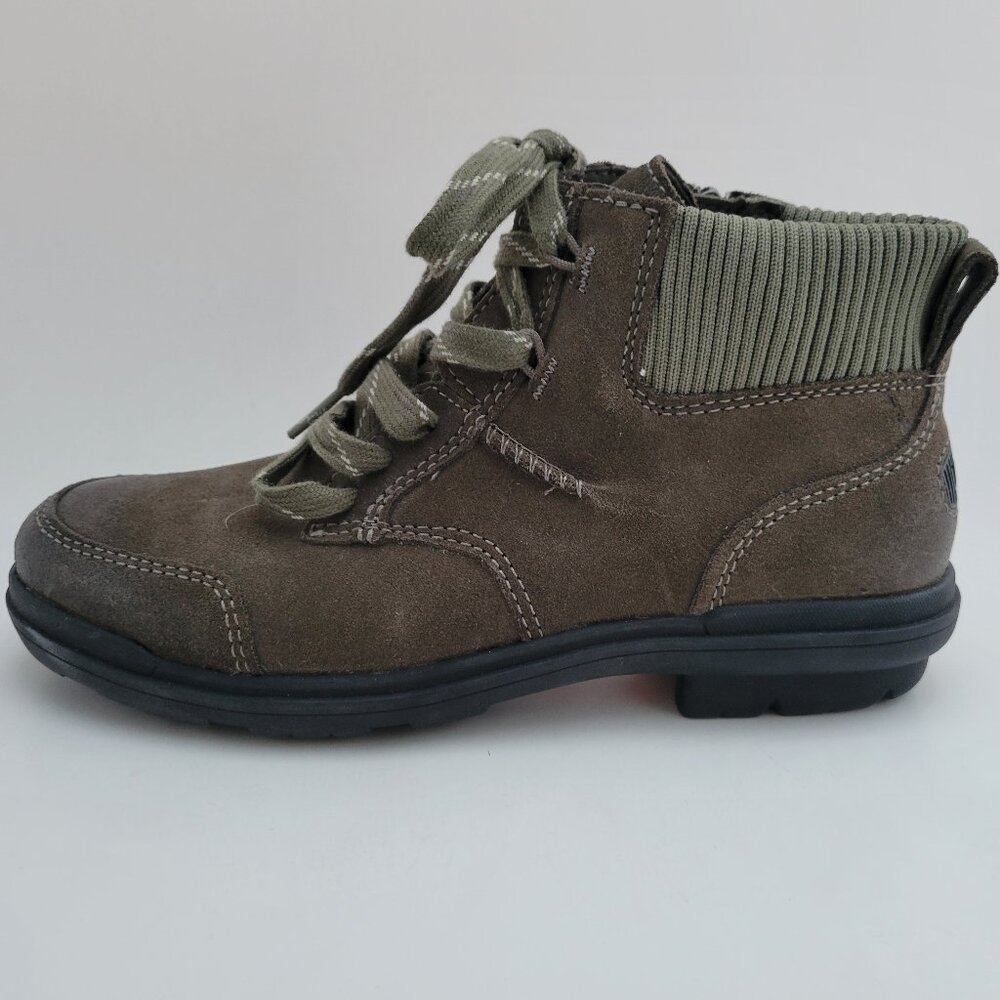 UGG Boots Women's 7 Hapsburg Waterproof Bootie Shoes Army Green Lace & Zip NWOB
